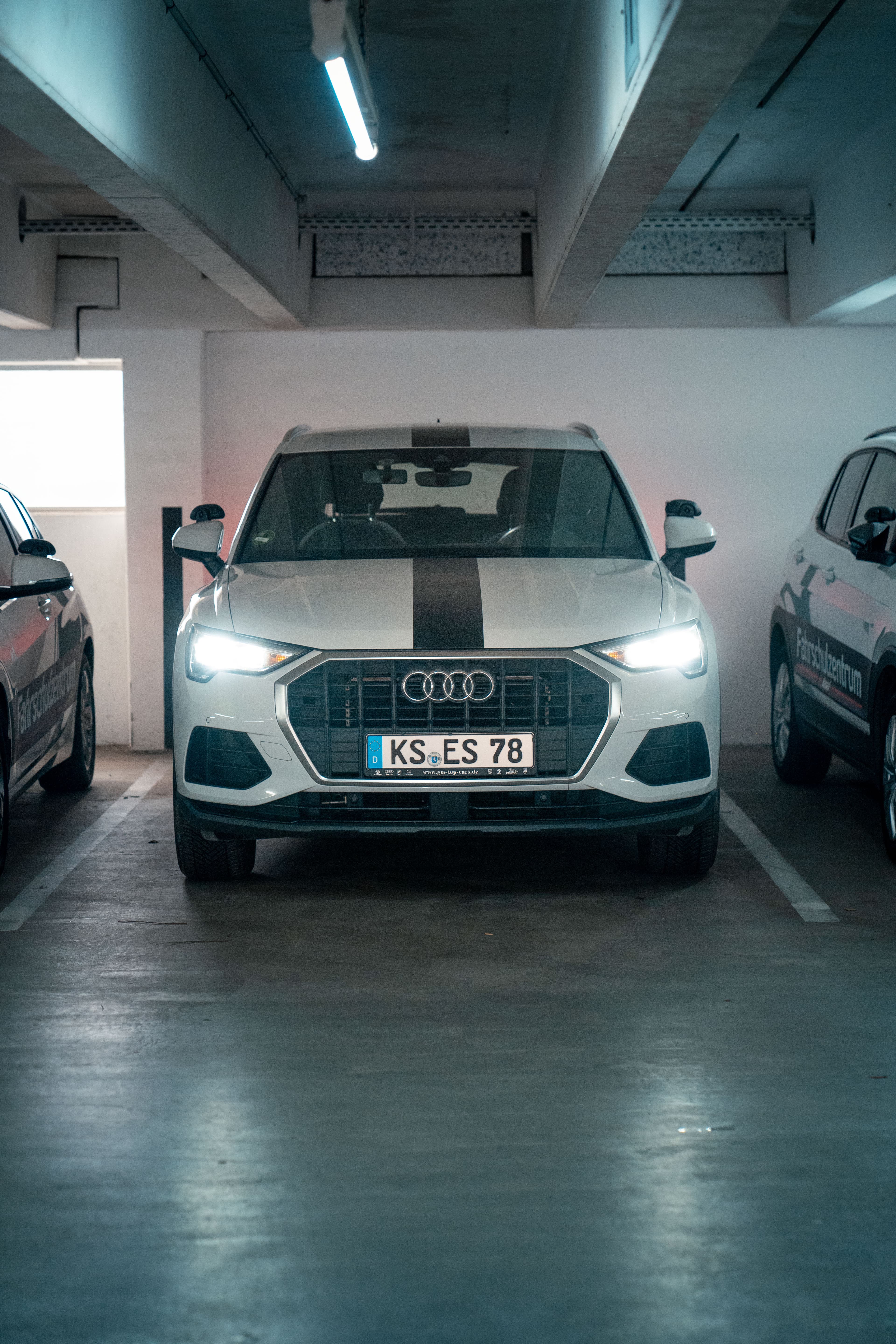 Fahrschulauto Audi Q3